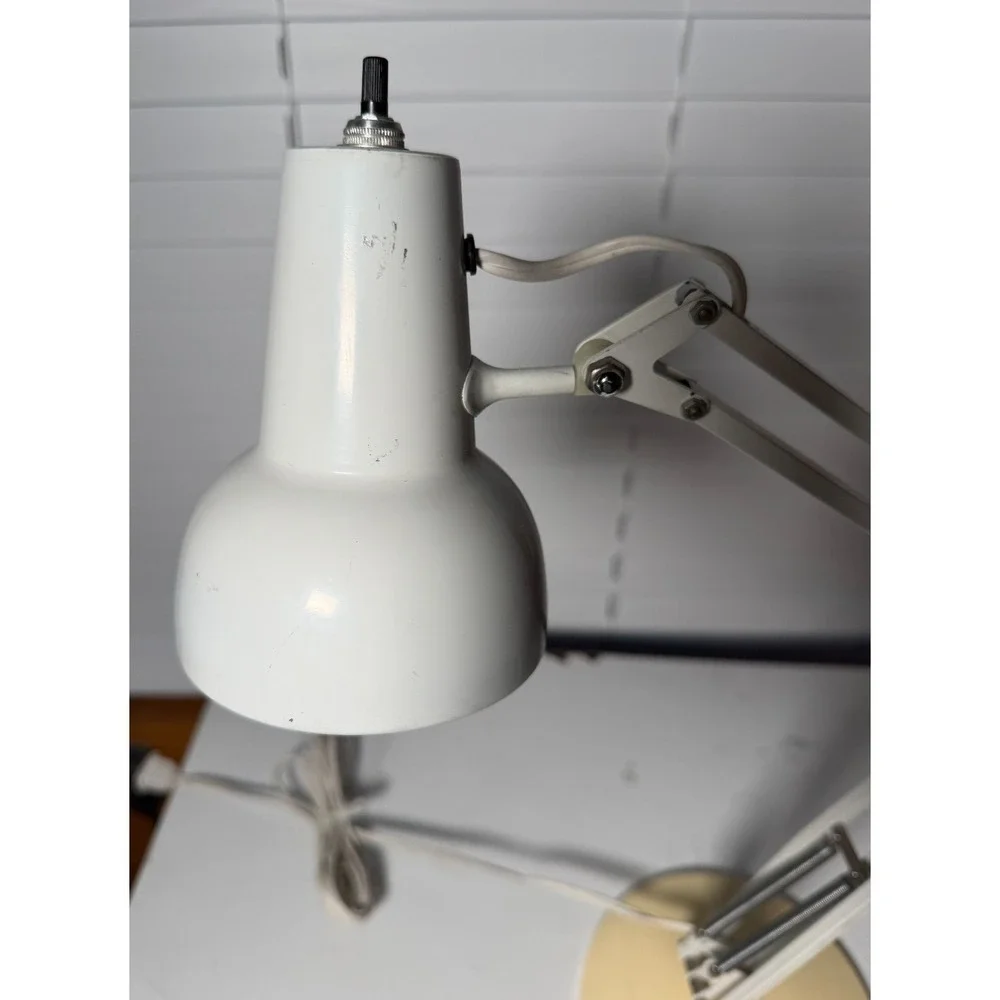 Vintage MCM LUXO Desk Lamp Industrial White w/ Base* TESTED Pixar